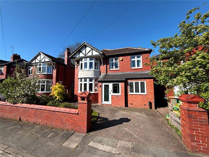 3 Bedroom Detached House For Sale In Marlowe Drive, Didsbury, M20