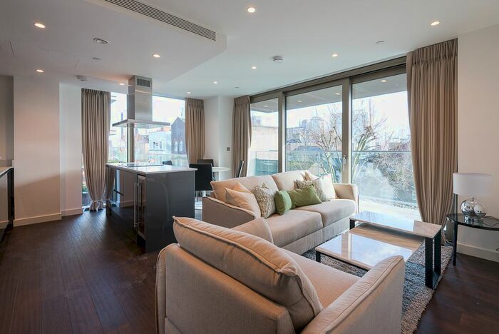 2 Bedroom Flat To Rent In Royal Mint Street, Tower Hill, E1