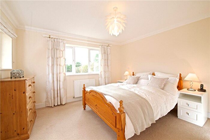 5 Bedroom Detached House For Sale In Towcester Road, Blisworth, Northamptonshire, NN7