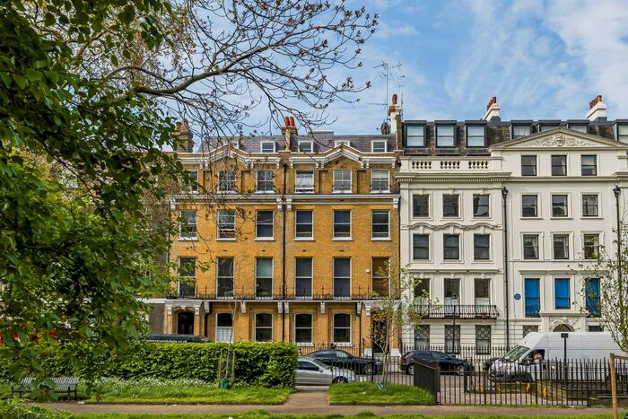 1 Bedroom Flat For Sale In Bloomsbury Square, London, WC1A