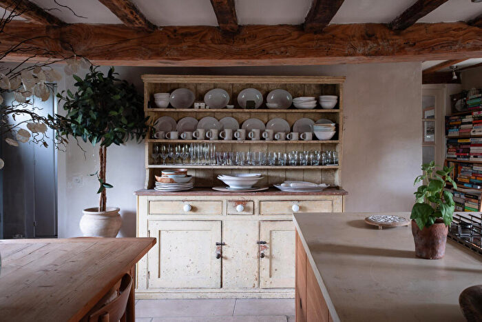 2 Bedroom Semi-Detached House For Sale In Shepherd's Cottage, Arundel, West Sussex, BN18