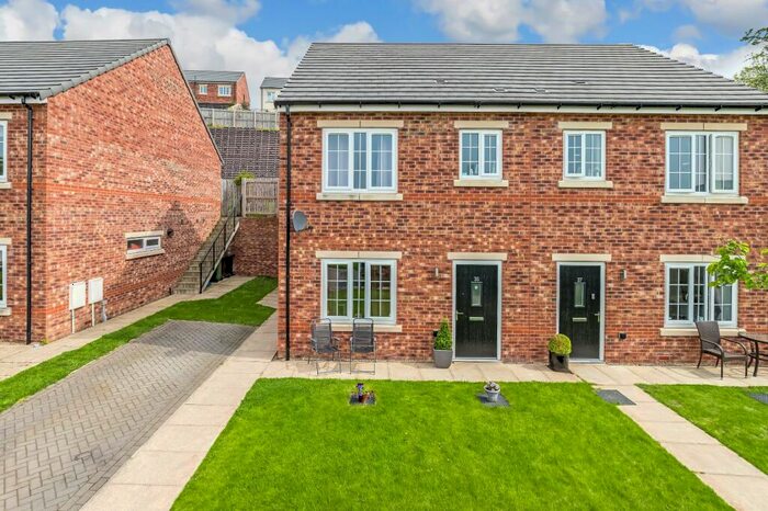 3 Bedroom Semi-Detached House For Sale In Hillridge Drive, Otley, West Yorkshire, LS21