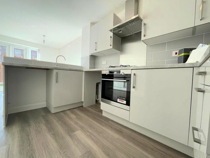 5 Bedroom Property To Rent In Stratford House Road, B5