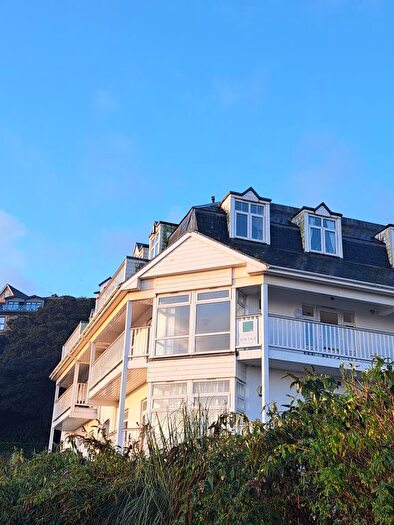 2 Bedroom Flat For Sale In Primrose Valley, St. Ives, TR26