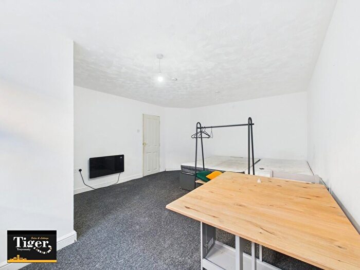 1 Bedroom Flat To Rent In Lonsdale Road, Blackpool, FY1