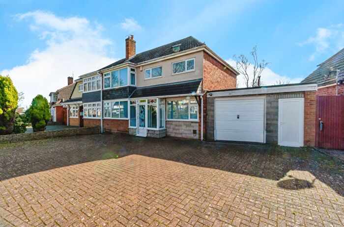 4 Bedroom Semi-Detached House For Sale In Andrew Road, Tipton, DY4