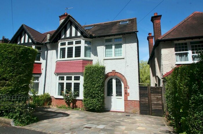 5 Bedroom Semi-Detached House To Rent In Purley, CR8