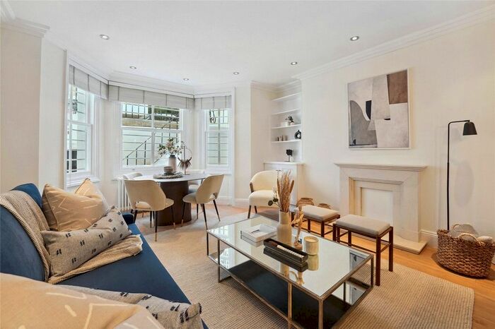 2 Bedroom Flat To Rent In Nevern Place, Earls Court, SW5