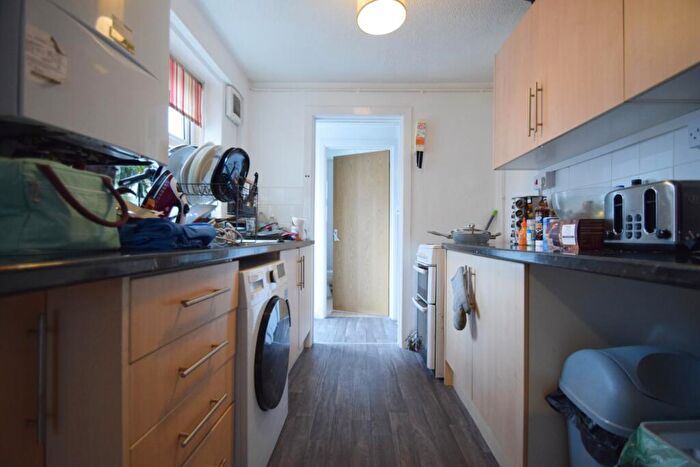 4 Bedroom House To Rent In Harriet Street, Cathays, CF24