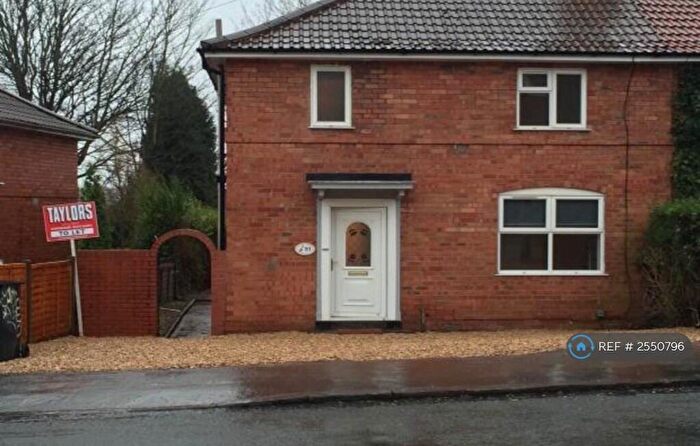 4 Bedroom Semi-Detached House To Rent In Westbury Lane, Bristol, BS9