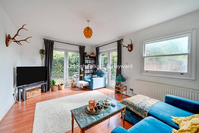 3 Bedroom House To Rent In Carlisle Road, London, N4