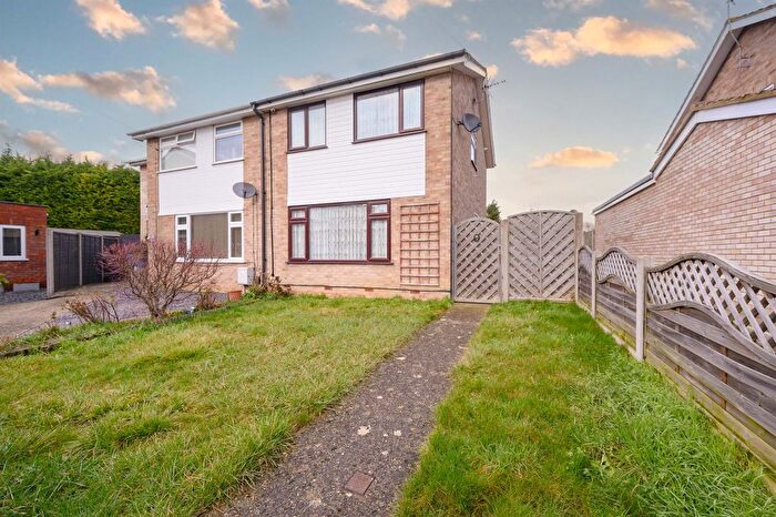 3 Bedroom Semi Detached House For Sale In Severn Court, Burton Latimer, Kettering, NN15