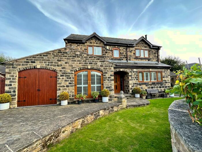 3 Bedroom Detached House To Rent In Buttercross Drive, Little Houghton, S72