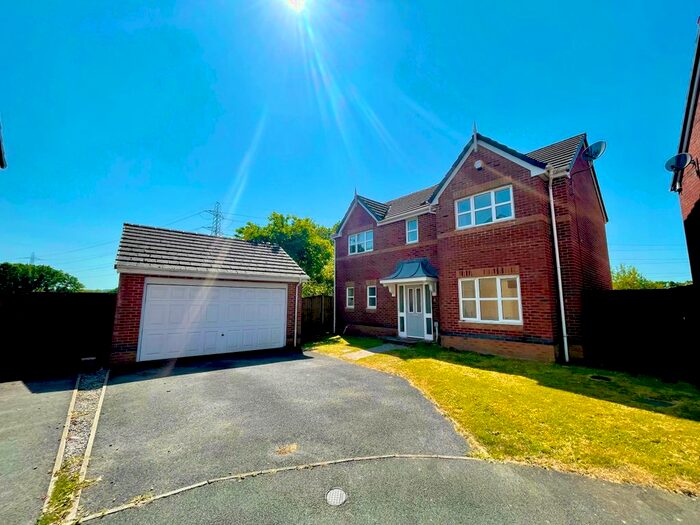 4 Bedroom Detached House To Rent In Golwg Y Waun, Birchgrove, Swansea, SA7