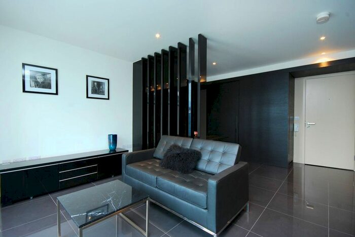 Studio To Rent In Pan Peninsula, Canary Wharf, London, E14