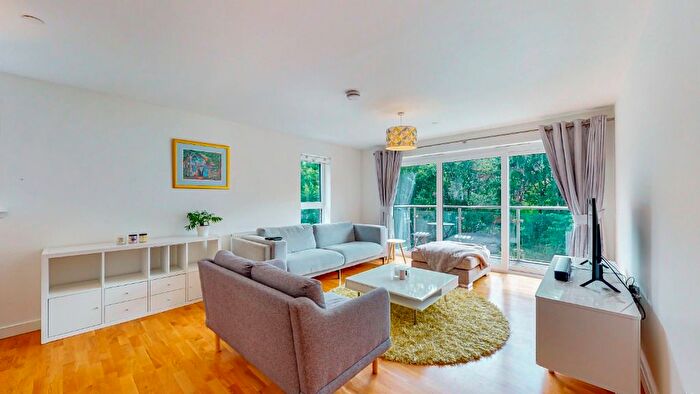 2 Bedroom Flat To Rent In Shrubhill Walk, Leith, Edinburgh, EH7