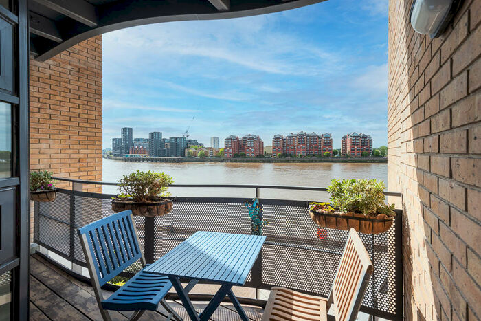2 Bedroom Apartment To Rent In Cotton Row, London, SW11