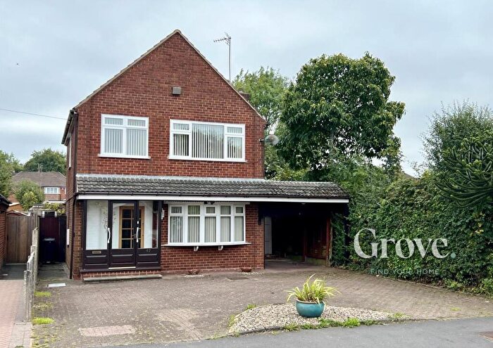 3 Bedroom Detached House To Rent In Dunstall Road, Halesowen, B63