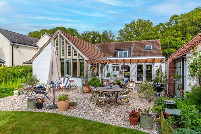 4 Bedroom Detached House For Sale In Heatherwold, Newtown, Newbury, Hampshire, RG20