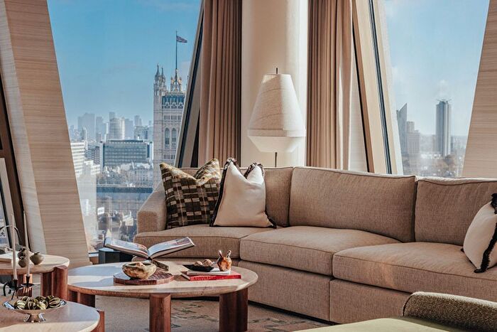 4 Bedroom Flat For Sale In The Broadway, St James's Park, London, SW1H