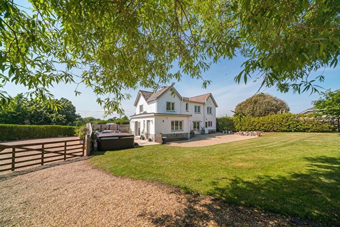 5 Bedroom Detached House For Sale In Bembridge, Isle Of Wight, PO35