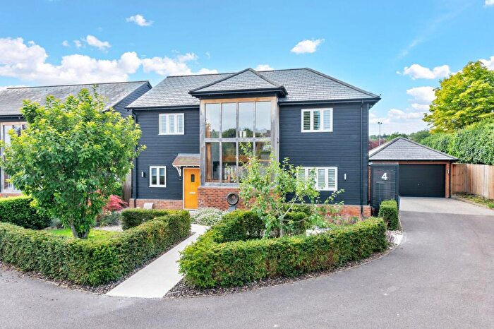 4 Bedroom Detached House For Sale In Half Acre, Royston, SG8