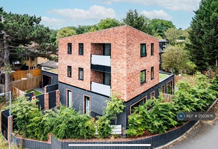 2 Bedroom Flat To Rent In Dunfield Road, Beckenham, SE6