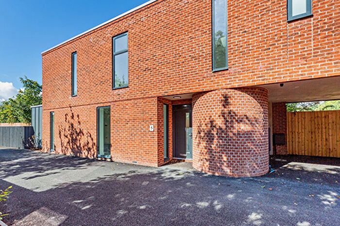 3 Bedroom Semi-Detached House For Sale In Washford Road, Shrewsbury, Shropshire, SY3