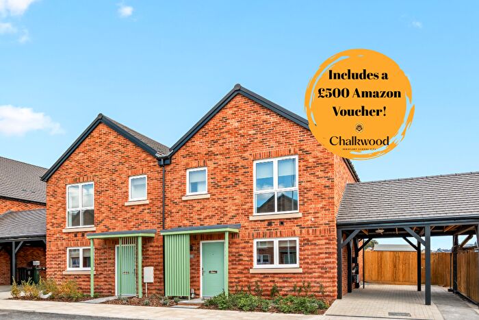 3 Bedroom Semi Detached House To Rent In *Includes A £ Amazon Voucher Upon Move In!**Colyer Drive, Swanscombe, Kent, DA10