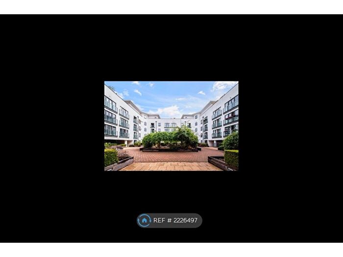 1 Bedroom Flat To Rent In Holford Way, London, SW15