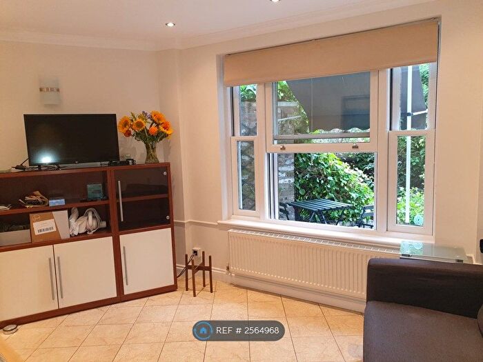 1 Bedroom Flat To Rent In St Lawrence Terrace, London, W10