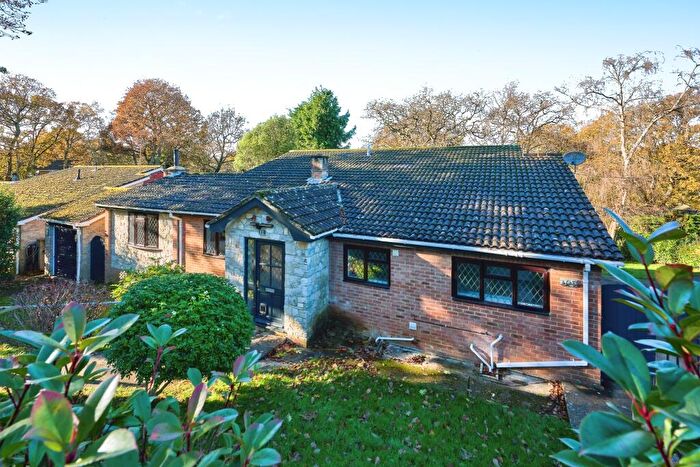 4 Bedroom Detached House To Rent In Hollowood Road, Alverstone Garden Village, PO36