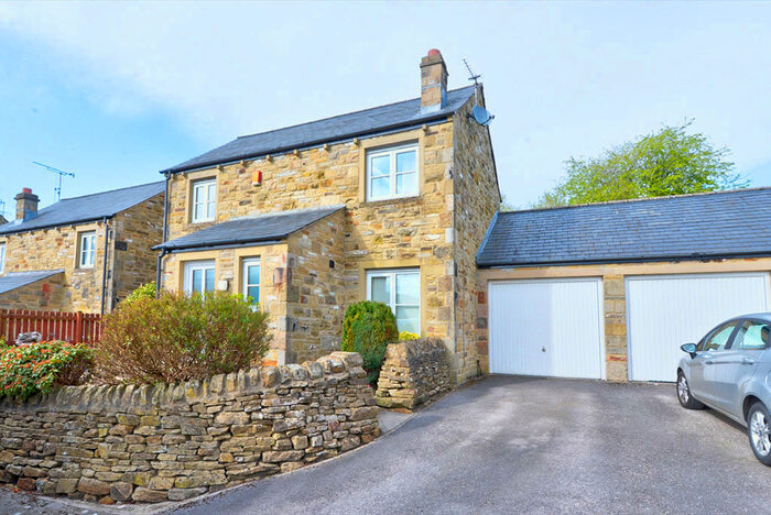 3 Bedroom Detached House To Rent In Coppice Lane, Hellifield, BD23