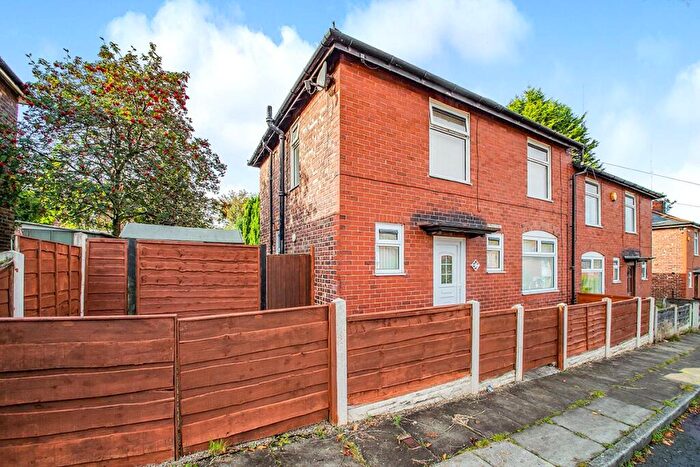3 Bedroom Semi-Detached House To Rent In Duke Street, Radcliffe, Manchester, Greater Manchester, M26