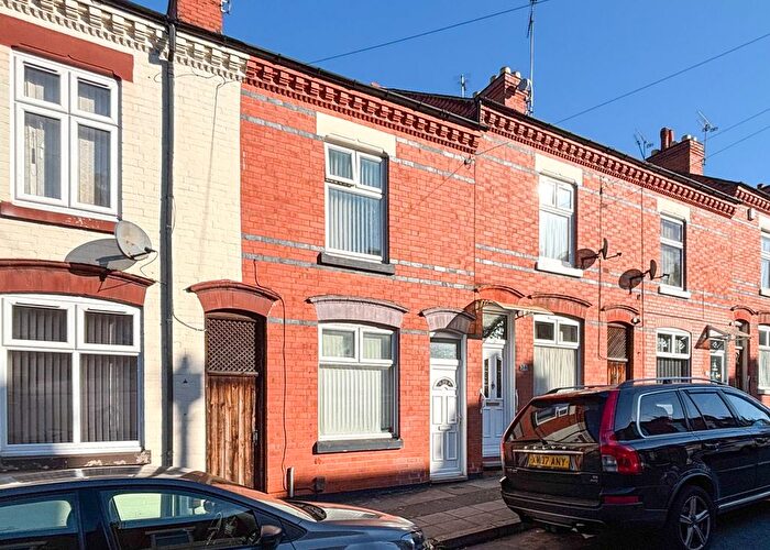 3 Bedroom Terraced House To Rent In Darley Street, Leicester, LE2