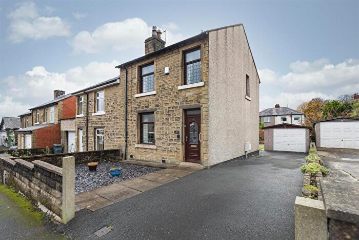 3 Bedroom Semi Detached House For Sale In Carr Street, Marsh, Huddersfield, HD3