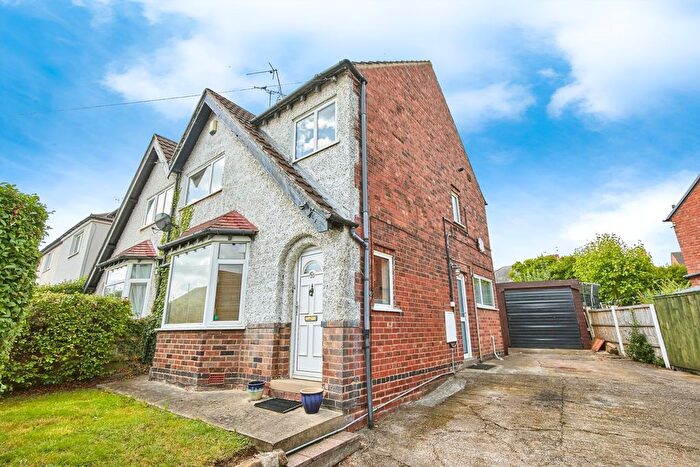 4 Bedroom Semi-Detached House For Sale In Victor Crescent, Sandiacre, Nottingham, NG10