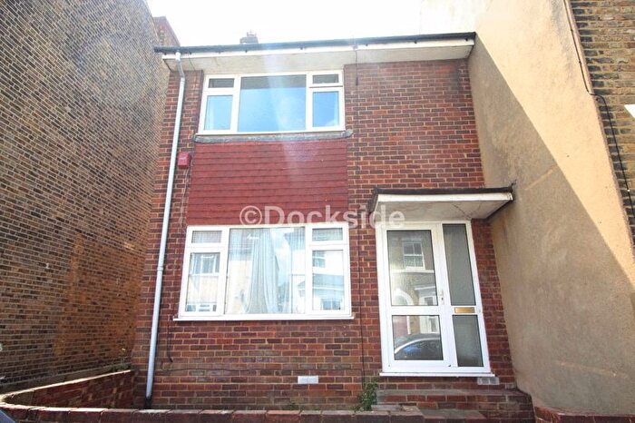 3 Bedroom Terraced House To Rent In Ridley Road, Rochester, ME1