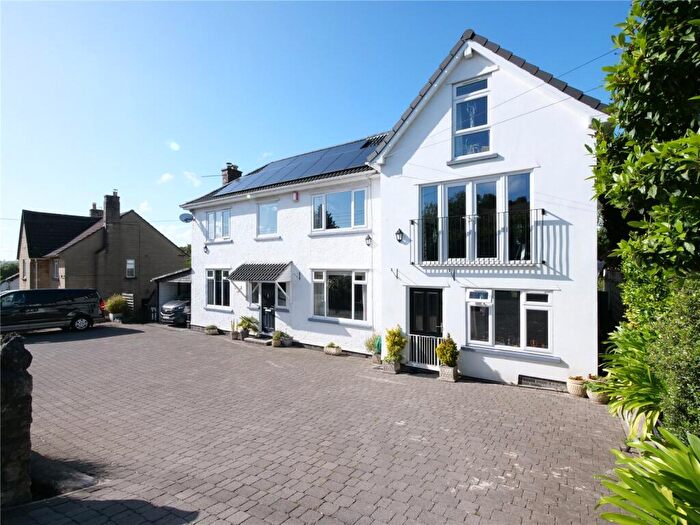 6 Bedroom Detached House For Sale In Large Detached House, Frome Road, BA3