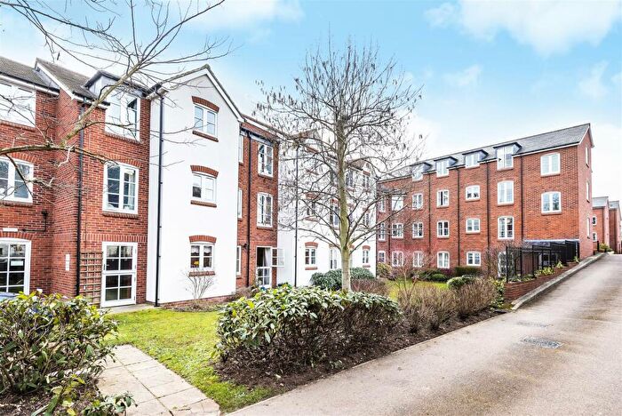 1 Bedroom Flat To Rent In Paynes Park, Hitchin, SG5