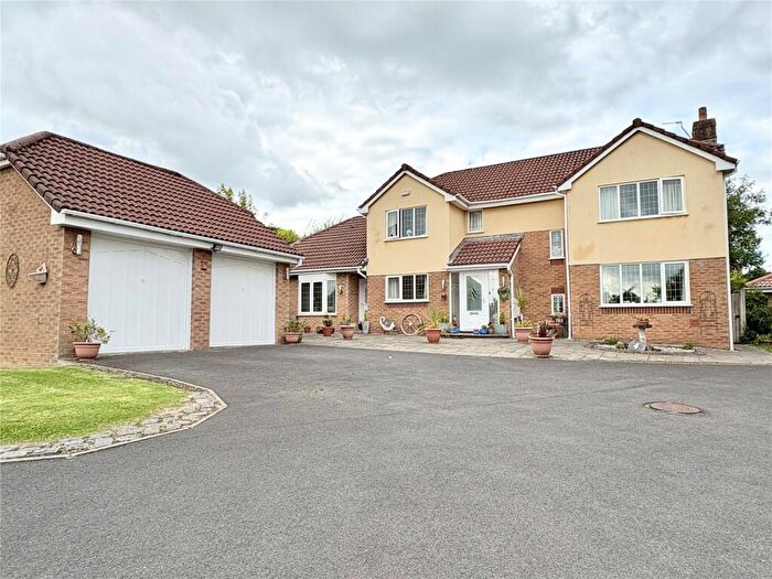 5 Bedroom Detached House For Sale In Lawrence Close, Norden, Rochdale, Greater Manchester, OL12