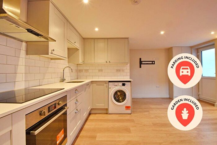 1 Bedroom Bungalow To Rent In Southmead Road, Westbury-on-Trym, Bristol, Somerset, BS10