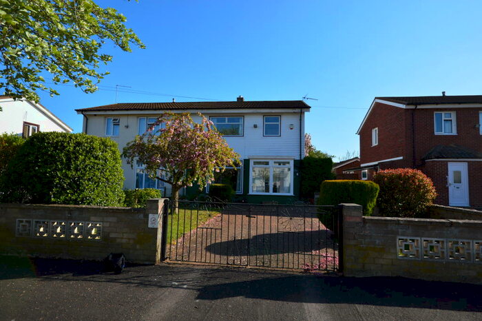 3 Bedroom House To Rent In Paget Close, Trumpington, CB2