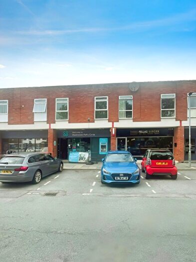 2 Bedroom Flat To Rent In Five Ashes Road, Chester, Cheshire, CH4
