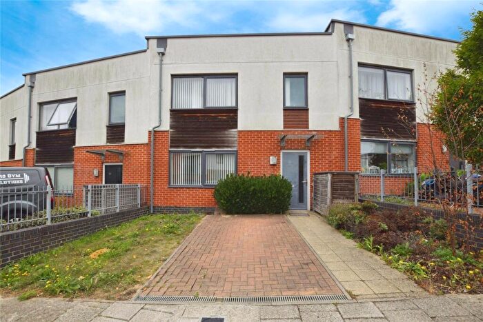 3 Bedroom Terraced House For Sale In Stanford Road, Colchester, CO4