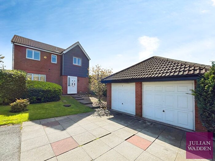 4 Bedroom Detached House For Sale In Calderbrook Drive, Cheadle Hulme, Cheadle, SK8
