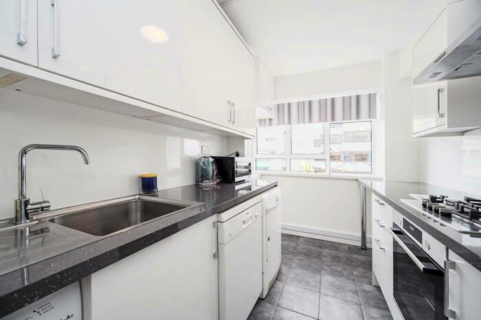 1 Bedroom Flat To Rent In Wellington Road, St John's Wood, London, NW8