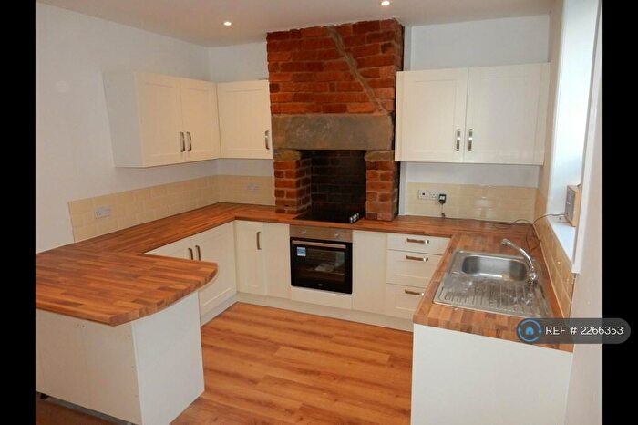 2 Bedroom Terraced House To Rent In School Street, Blackburn, BB1