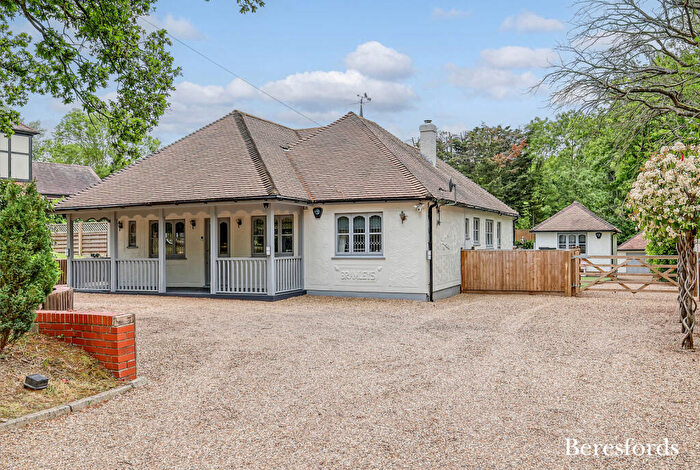 3 Bedroom Bungalow For Sale In Little Warley Hall Lane, Little Warley, CM13