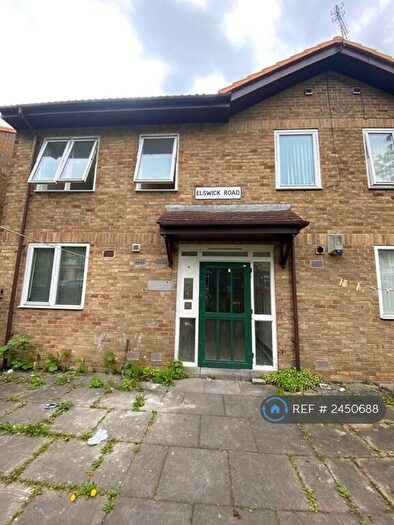 2 Bedroom Flat To Rent In Elswick Road, Newcastle Upon Tyne, NE4